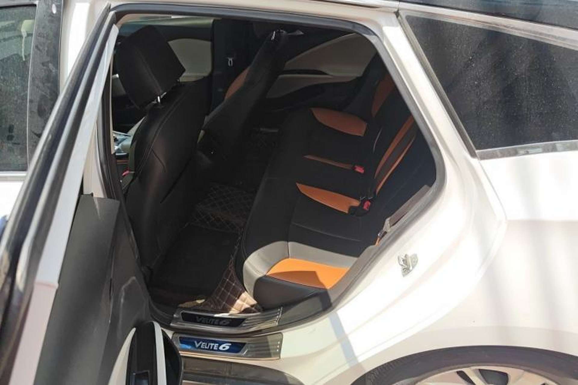 Used Buick Velite 6 2020 Plug-in Hybrid Connected Fashion Model Left Rear Seat