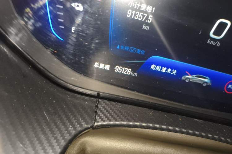 Used Buick Velite 6 2020 Plug-in Hybrid Connected Smart Model Odometer Close Up
