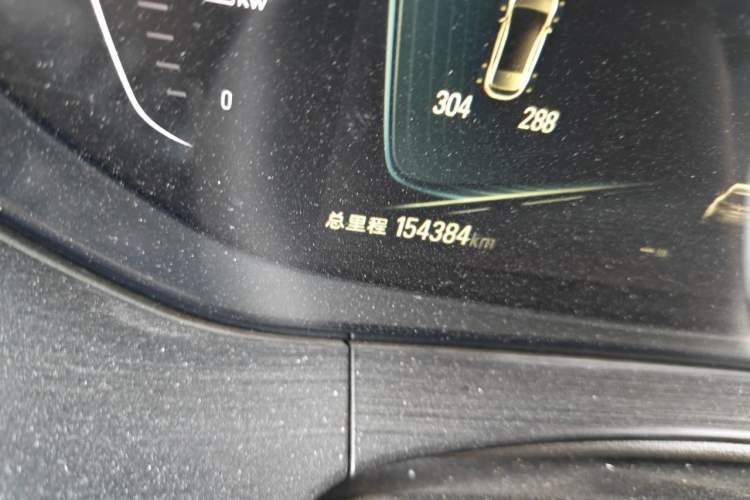 Used Buick Velite 6 2020 Connected Smart PLUS Odometer Close Up