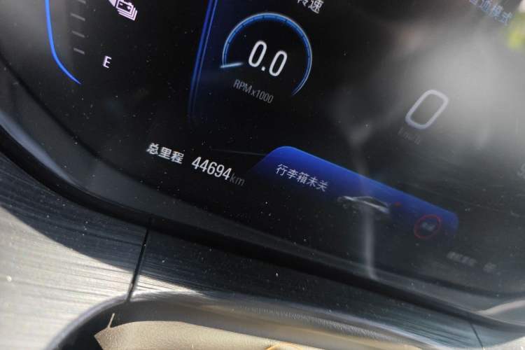 Used Buick Velite 6 2020 Plug-in Hybrid Connected Smart Edition Odometer Close Up