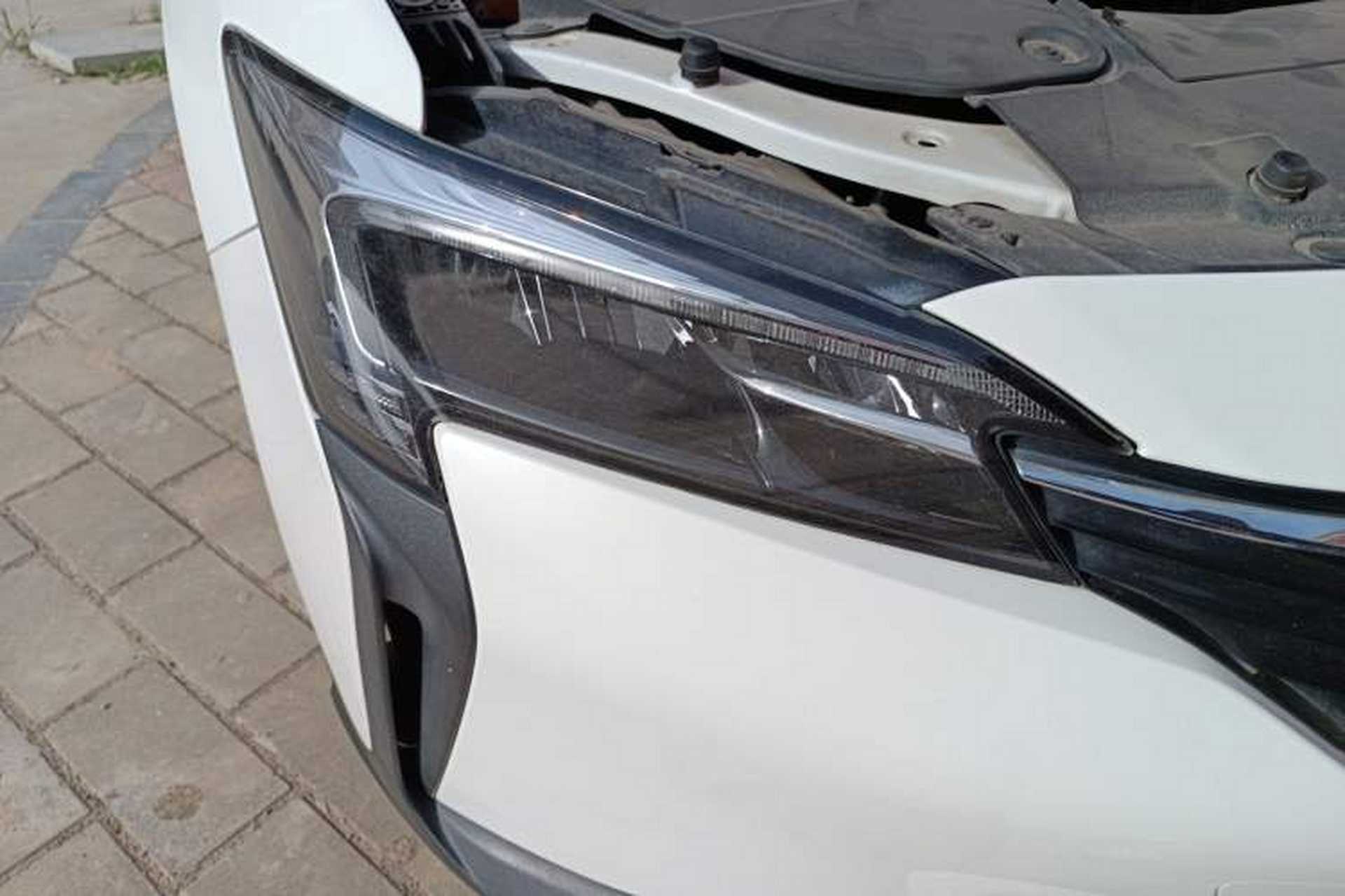 Used Buick Velite 6 2020 Plug-in Hybrid Connected Fashion Model Right Front Headlight