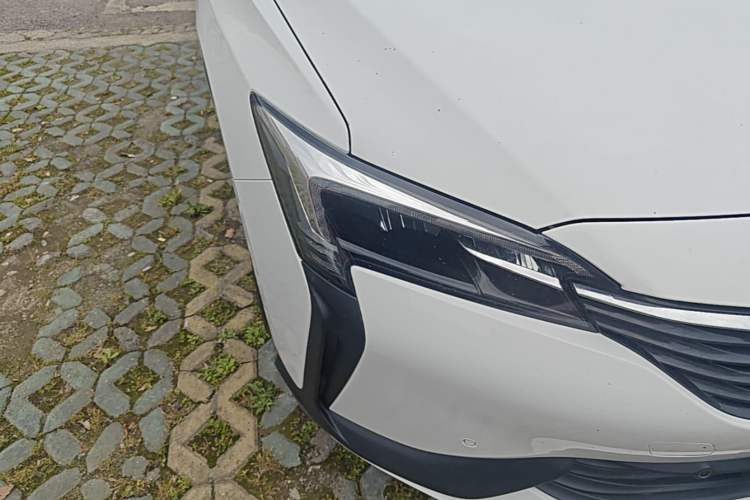 Used Buick Velite 6 2020 Plug-in Hybrid Connected Smart Model Right Front Headlight