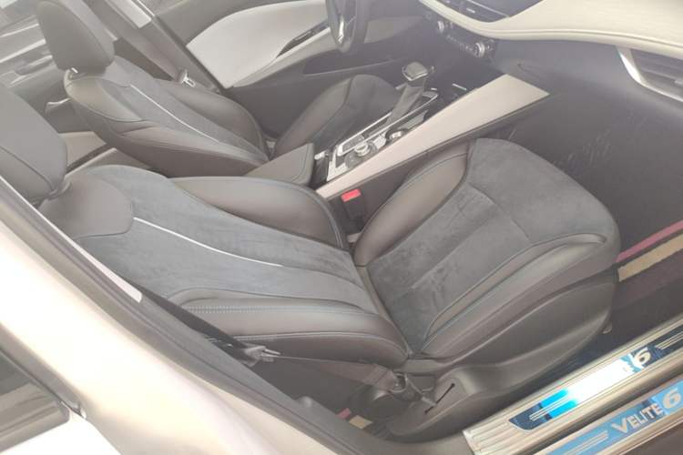 Used Buick Velite 6 2020 Plug-in Hybrid Connected Smart Model Right Front Seat
