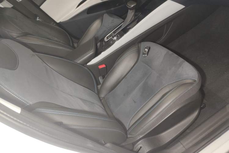 Used Buick Velite 6 2020 Connected Smart Enjoyment PLUS Right Front Seat
