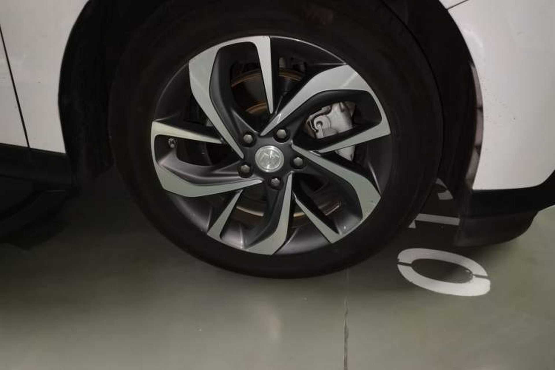 Used Buick Velite 6 2020 Connected Smart Enjoyment PLUS Right Front Wheel Hub