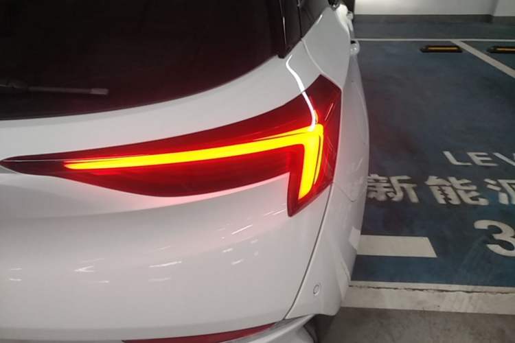 Used Buick Velite 6 2020 Plug-in Hybrid Connected Smart Model Right Rear Taillight