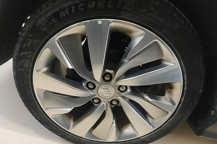 Used Buick Velite 6 2020 Plug-in Hybrid Connected Smart Model Right Rear Wheel Hub