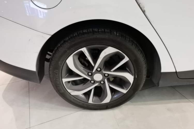 Used Buick Velite 6 2020 Plug-in Hybrid Connected Smart Edition Right Rear Wheel Hub