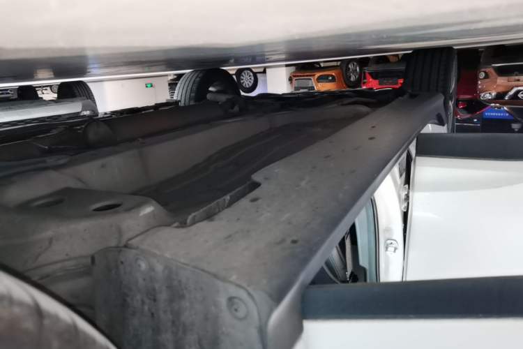 Used Buick Velite 6 2020 Plug-in Hybrid Connected Smart Edition Right Side Sill