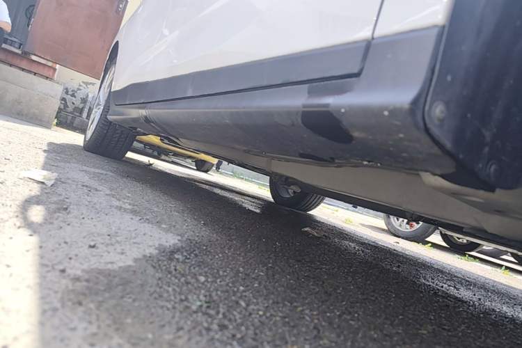 Used Buick Velite 6 2020 Plug-in Hybrid Connected Smart Model Right Side Sill