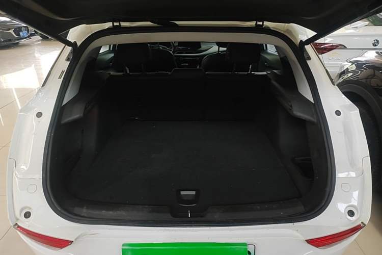 Used Buick Velite 6 2020 Plug-in Hybrid Connected Smart Model Trunk