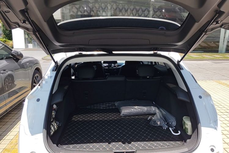 Used Buick Velite 6 2020 Connected Smart Enjoyment PLUS Trunk
