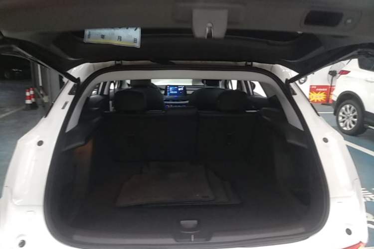 Used Buick Velite 6 2020 Plug-in Hybrid Connected Smart Model Trunk