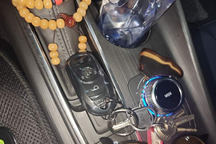 Used Buick Velite 6 2020 Connected Fashion PLUS Vehicle Key