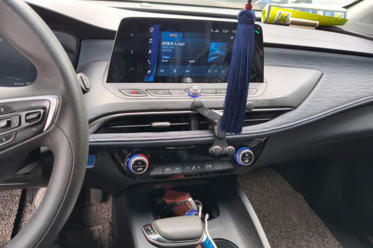 Used Buick Velite 6 2021 Connected & Shared PLUS Audio And AC Panel