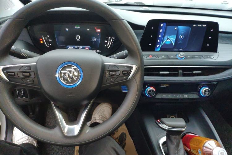 Used Buick Velite 6 2021 Connected & Shared PLUS Center Console