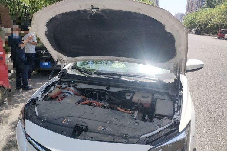 Used Buick Velite 6 2021 Connected & Shared PLUS Engine Bay