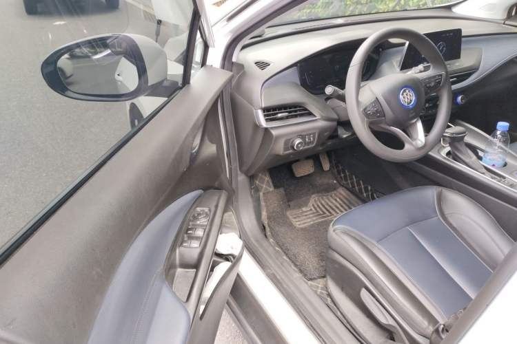 Used Buick Velite 6 2021 Connected & Shared PLUS Interior 3