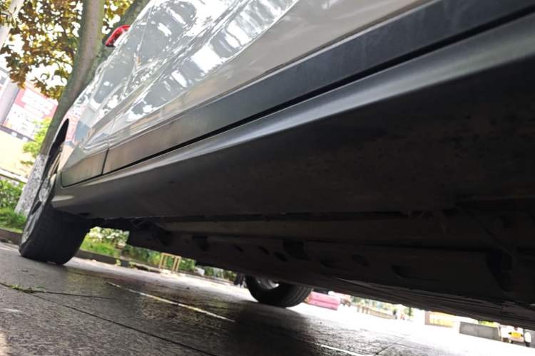 Used Buick Velite 6 2021 Connected & Shared PLUS Right Side Sill