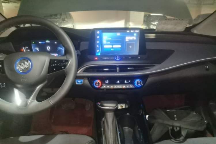 Used Buick Velite 6 2022 Connected Smart PLUS Audio And AC Panel