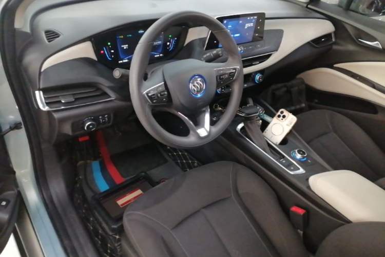 Used Buick Velite 6 2022 Plug-in Hybrid Connected Fashion Model Center Console