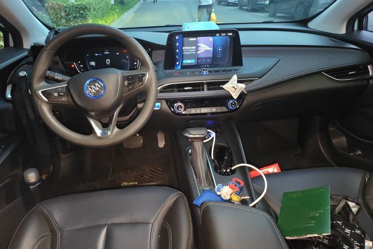 Used Buick Velite 6 2022 Connected Smart PLUS Center Console