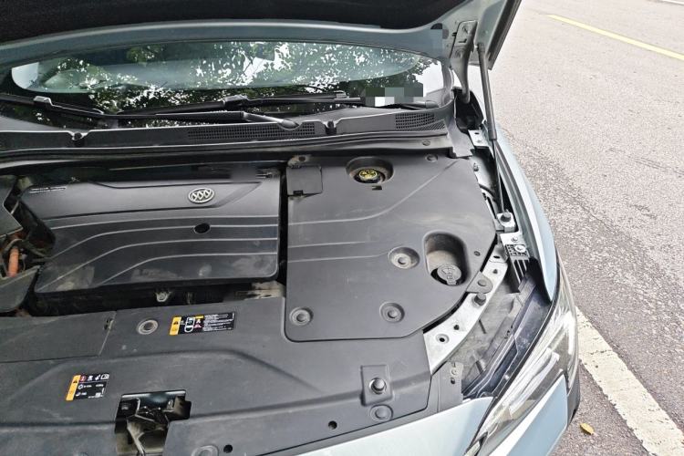 Used Buick Velite 6 2022 Plug-in Hybrid Connected Smart Edition Engine Bay Left