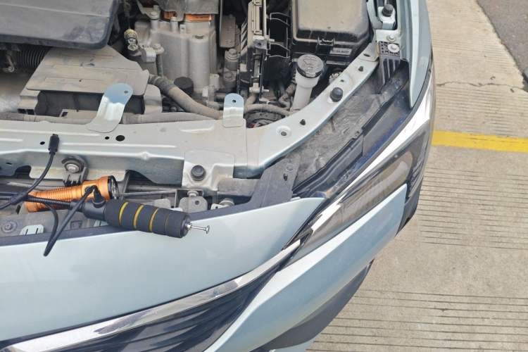 Used Buick Velite 6 2022 Plug-in Hybrid Connected Fashion Model Engine Bay Left