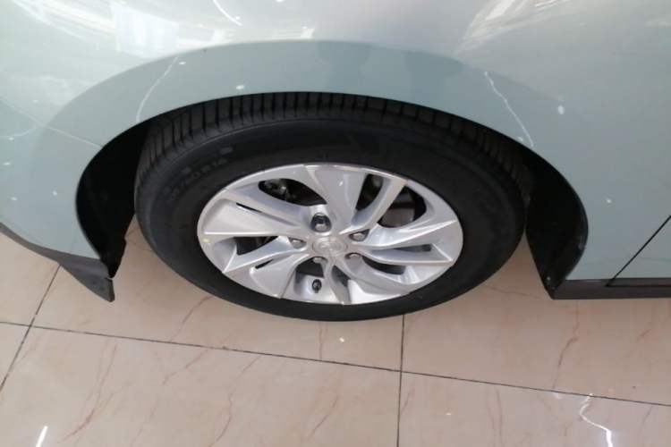 Used Buick Velite 6 2022 Plug-in Hybrid Connected Fashion Model Exterior 4