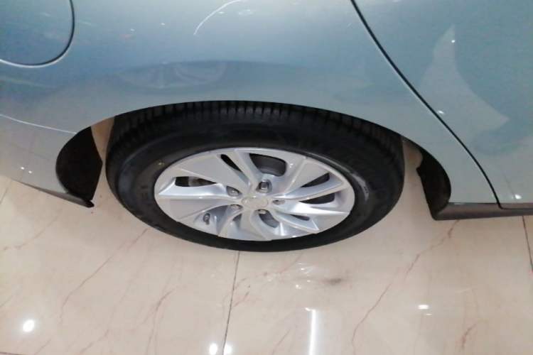 Used Buick Velite 6 2022 Plug-in Hybrid Connected Fashion Model Exterior 5