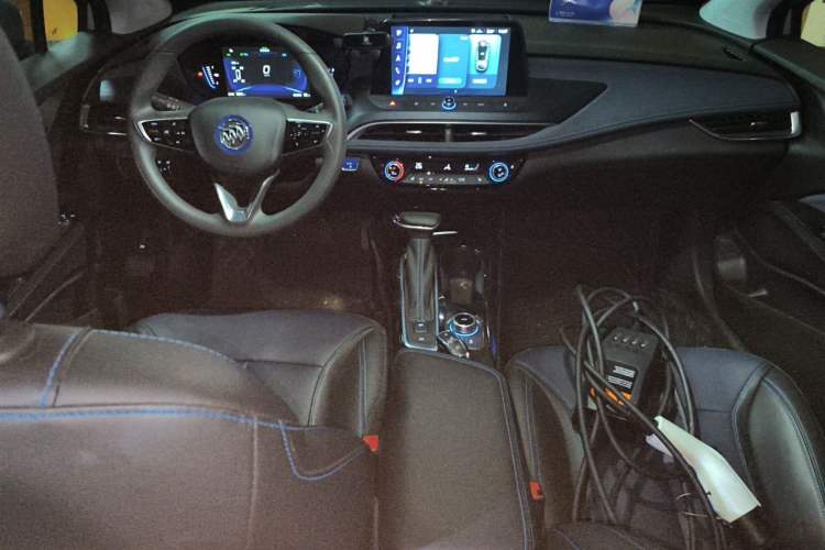 Used Buick Velite 6 2022 Plug-in Hybrid Connected Smart Edition Interior 2