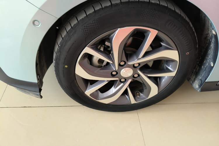 Used Buick Velite 6 2022 Plug-in Hybrid Connected Smart Model Left Front Wheel Hub