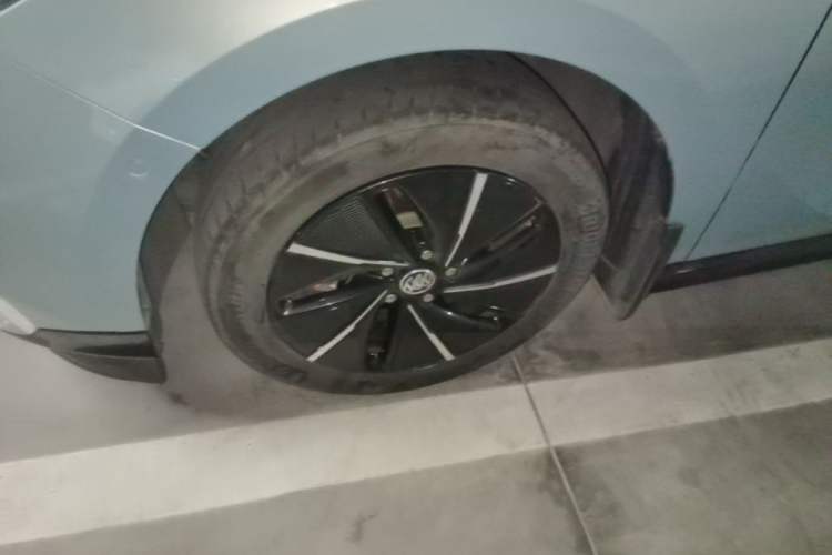 Used Buick Velite 6 2022 Connected Smart PLUS Left Front Wheel Hub