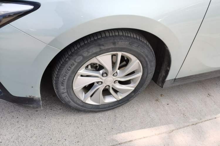 Used Buick Velite 6 2022 Plug-in Hybrid Connected Fashion Model Left Front Wheel Hub