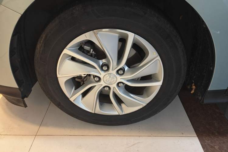 Used Buick Velite 6 2022 Plug-in Hybrid Connected Fashion Model Left Front Wheel Hub