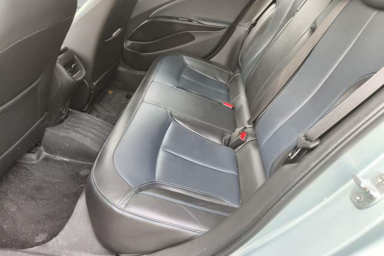 Used Buick Velite 6 2022 Plug-in Hybrid Connected Smart Edition Left Rear Seat