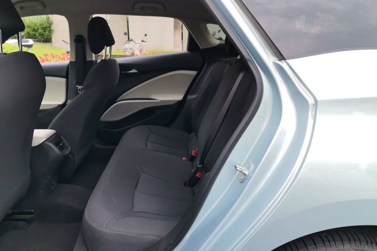 Used Buick Velite 6 2022 Plug-in Hybrid Connected Fashion Model Left Rear Seat
