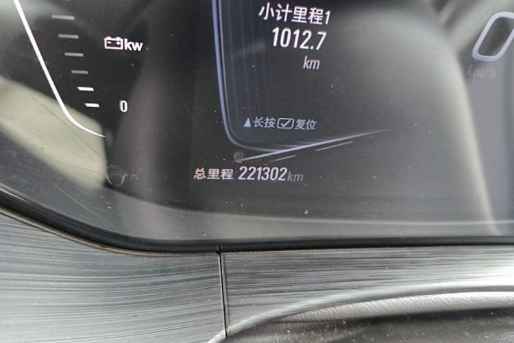Used Buick Velite 6 2022 Connected Fashion PLUS Odometer Close Up
