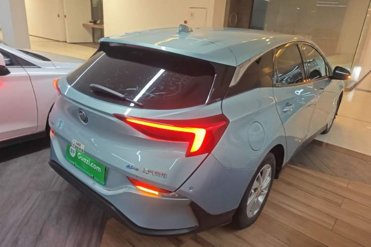 Used Buick Velite 6 2022 Plug-in Hybrid Connected Fashion Model Rear Right 45 Deg