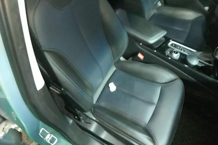 Used Buick Velite 6 2022 Plug-in Hybrid Connected Smart Edition Right Front Seat