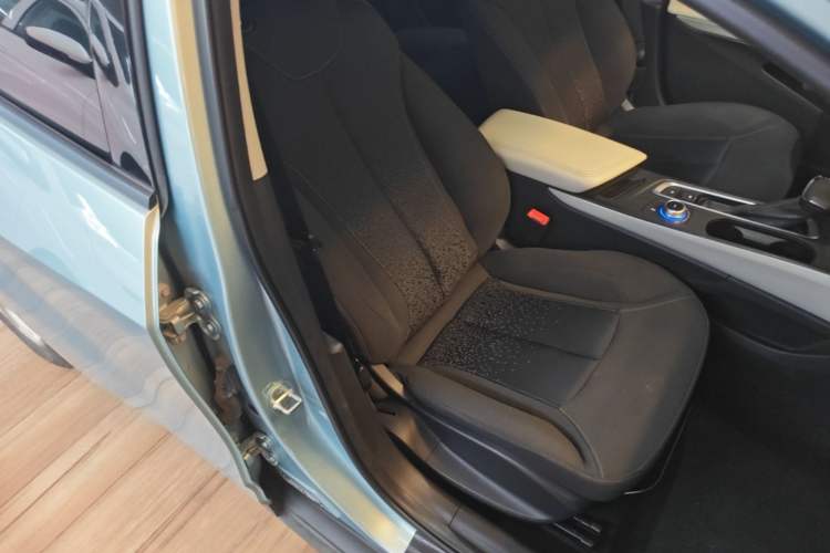 Used Buick Velite 6 2022 Plug-in Hybrid Connected Fashion Model Right Front Seat