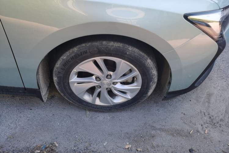 Used Buick Velite 6 2022 Plug-in Hybrid Connected Fashion Model Right Front Wheel Hub
