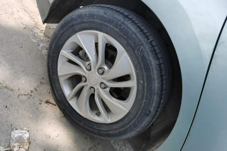 Used Buick Velite 6 2022 Plug-in Hybrid Connected Fashion Model Right Rear Wheel Hub
