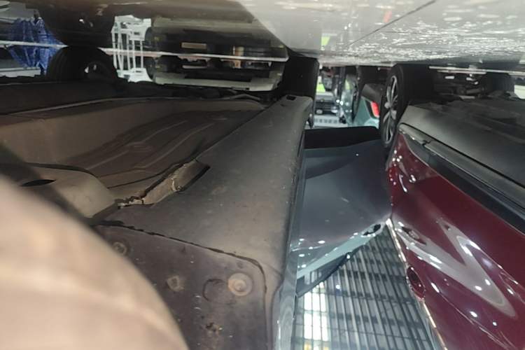 Used Buick Velite 6 2022 Plug-in Hybrid Connected Fashion Model Right Side Sill