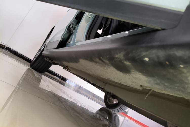 Used Buick Velite 6 2022 Plug-in Hybrid Connected Smart Model Right Side Sill