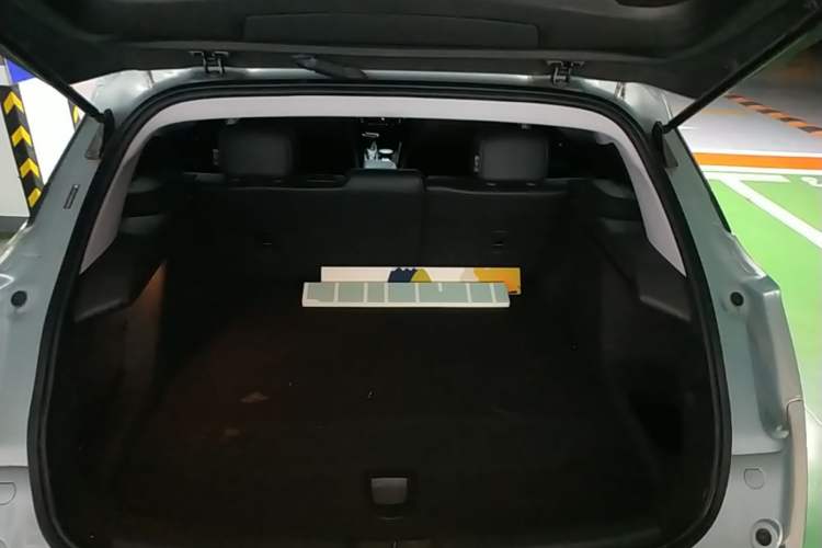 Used Buick Velite 6 2022 Plug-in Hybrid Connected Smart Edition Trunk