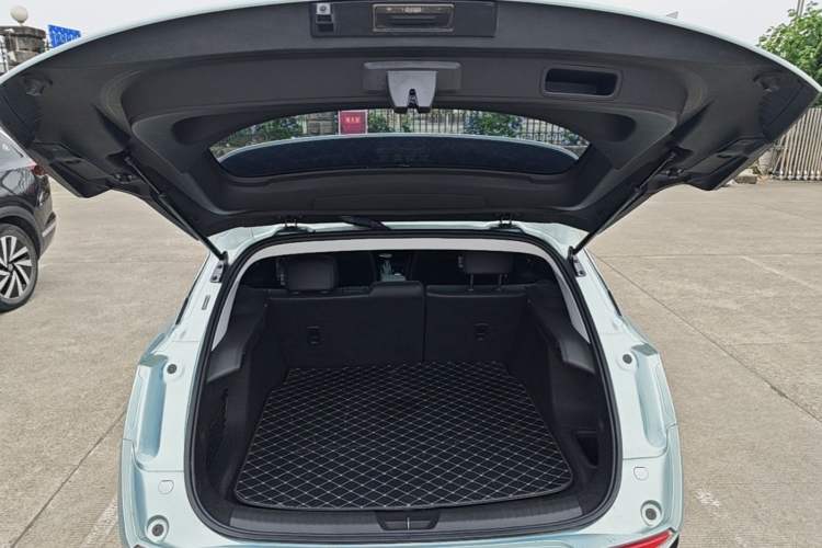 Used Buick Velite 6 2022 Plug-in Hybrid Connected Smart Edition Trunk