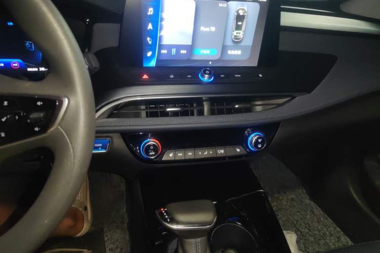 Used Buick Velite 6 2022 Plug-in Hybrid Connected Smart Edition Audio And AC Panel