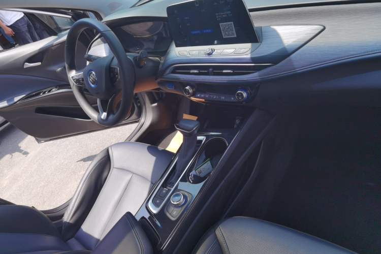 Used Buick Velite 6 2022 Plug-in Hybrid Connected Smart Edition Center Console