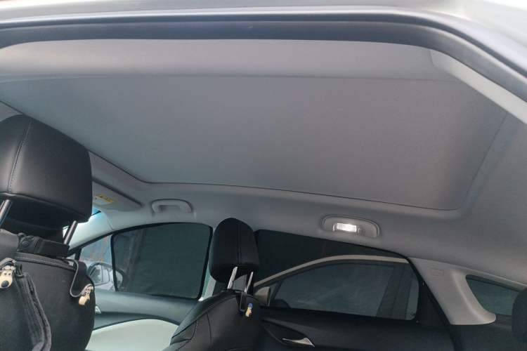 Used Buick Velite 6 2022 Plug-in Hybrid Connected Smart Model Headliner